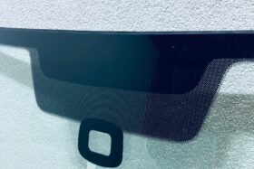 Ново предно стъкло за VW BEETLE 2016- ANT+SENS-2 на ниска цена