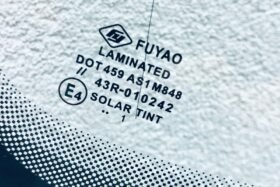 Ново предно стъкло за VW BEETLE 2016- ANT+SENS-3 на ниска цена