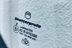 Ново предно стъкло за VW GOLF V VI и VW JETTA 2005--3 на ниска цена