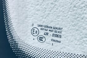 Ново предно стъкло за VW GOLF VII 2012-2016 АКУСТИКА + КАМЕРА + СЕНЗОР-3 на ниска цена