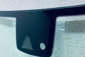 Ново предно стъкло за VW GOLF VII 2012-2016 АКУСТИКА+КАМЕРА+СЕНЗОР-2 на ниска цена