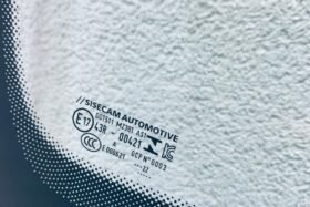 Ново предно стъкло за VW GOLF VII 2012-2016 с АКУ+СЕНЗ.-3 на ниска цена