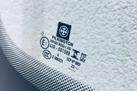 Ново предно стъкло за VW GOLF VIII 2019 - АКУ+КАМ+СЕН-3 на ниска цена