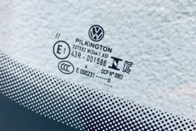 Ново предно стъкло за VW GOLF VIII 2019 - АКУ+СЕН+ОE-3 на ниска цена