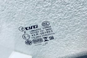 Ново предно стъкло за VW NEW BEETLE 1997-2011.-2 на ниска цена