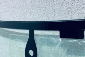 Ново предно стъкло за VW POLO 2017 - АКУ+СЕН+ОЕ-2 на ниска цена