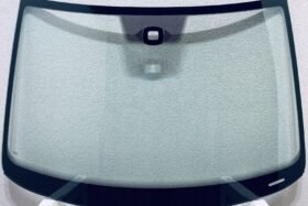 Ново предно стъкло за VW POLO V 2009-2017 с датчик. на ниска цена