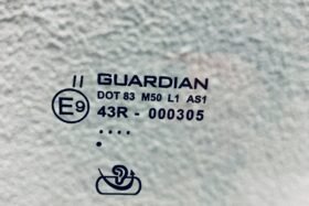 Ново предно стъкло за VW SHARAN 2015 - АКУ+КАМ+СЕНЗ.-3 на ниска цена