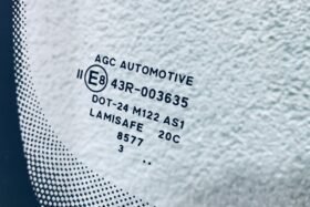 Ново предно стъкло за VW TOURAN 2007-2011 с датчик за дъжд/зазоряване.-3 на ниска цена