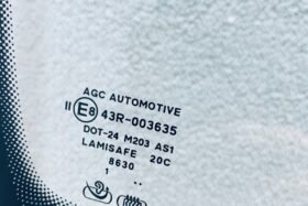 Ново предно стъкло за VW TOURAN 2015 - АКУ+СЕН-3 на ниска цена