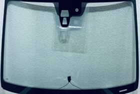 Ново предно стъкло за VW UP CITIGO MII 2016 - КАМЕРА + СЕНЗОР + ОГРЯВАНЕ на ниска цена