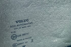 Ново стъкло за покрив Стъклен покрив VOLVO C40 RECHARGE 2021- ОРИГИНАЛ-4 на ниска цена