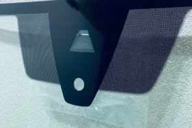 Ново стъкло за VW TRANSPORTER T6 2020 - АКУ+КАМ+СЕНЗ+ОЕ-2 на ниска цена