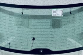 Ново задно стъкло AUDI A3 8P 5D 2004-2012 ЗЕЛЕНО+АНТЕНИ на ниска цена