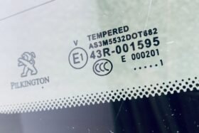 Ново задно стъкло PEUGEOT 208 3/5D 2011- ТЪМНО+ОРИГИНАЛ-3 на ниска цена