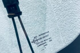 Ново задно стъкло за MINI COUNTRYMAN F60 2017--3 на ниска цена