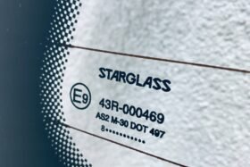 Ново задно стъкло за VW GOLF III KOMBI 1994-1996 и VW VENTO 1991- БЕЗЦВЕТНО.-2 на ниска цена