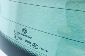 Ново задно стъкло за VW GOLF V HBK 2003-2008 OE-2 на ниска цена