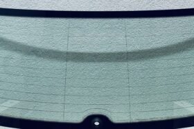 Ново задно стъкло за VW GOLF VII E-GOLF 2012-2019 HBK 3/5D OE на ниска цена