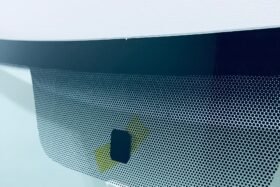 Новото предно стъкло за DACIA LOGAN 2005-2012.-2 на ниска цена