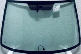 Новото предно стъкло за FORD KA 1996-2008 с отопление. на ниска цена