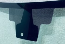 Новото предно стъкло за NISSAN MICRA K14 2017- SEN+OE-2 на ниска цена