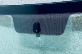 Новото предно стъкло за PEUGEOT 207 CC 2006-2012.-2 на ниска цена