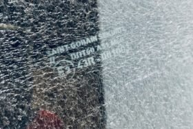 Новото предно стъкло за PEUGEOT 505 1979-1989 SED/KBI.-3 на ниска цена