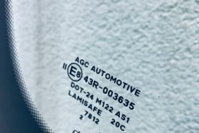 Новото предно стъкло за SKODA SUPERB II 2012-15 с обогрев и сензор.-3 на ниска цена