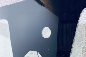 Новото предно стъкло за VOLVO S90 2020 - АКУ+КАМ+СЕН+ОЕ-2 на ниска цена