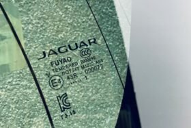 Новото задно стъкло за JAGUAR E-PACE 2017- OE-2 на ниска цена