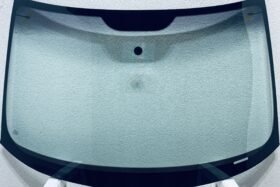 Предно стъкло AUDI A3 8P CABRIO 2008- АНТЕНИ + СЛЪНЧЕВА ЗАЩИТА на ниска цена