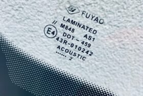 Предно стъкло AUDI A3 8V 3/5D HBK 2012- АКУСТИЧНО+КАМЕРА+СЕНЗОР-3 на ниска цена