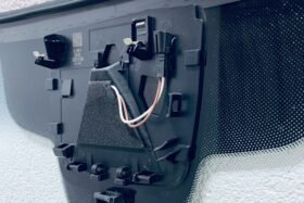 Предно стъкло AUDI A3 8V 3/5D HBK 2012- АКУСТИЧНО+КАМЕРА+СЕНЗОР-4 на ниска цена