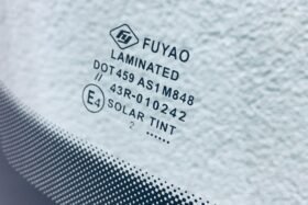 Предно стъкло AUDI A3 8V CABRIO 2013-2020 ANT+КАМЕРА+СЕНЗОР-3 на ниска цена