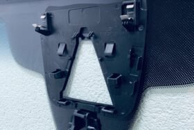 Предно стъкло AUDI A3 8V СЕДАН 2016- АКУ+КАМ+СЕН-4 на ниска цена