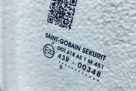 Предно стъкло AUDI A4 B8 2008-2012 СЕНЗОР+КАМЕРА-3 на ниска цена