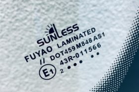 Предно стъкло AUDI A6 C5 СЕДАН 1997-2004 СОЛАРИЧНО-3 на ниска цена