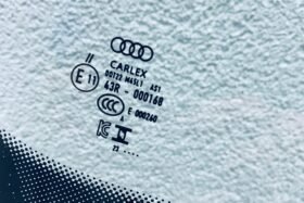 Предно стъкло AUDI A6 C8 2022 - АКУСТИКА + КАМЕРА + СЕНЗОР + OE-2 на ниска цена