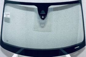 ПРЕДНО СТЪКЛО AUDI A6 СЕДАН/КУПЕ 2010-2012 КАМЕРА+СЕНЗОР на ниска цена