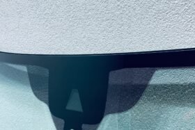 Предно стъкло AUDI Q2 2016- КАМЕРА+СЕНЗОР+ОРИГИНАЛ-2 на ниска цена