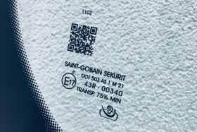 Предно стъкло AUDI Q3 2018- АКУСТИКА+КАМЕРА+СЕНЗОР-3 на ниска цена