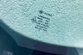 Предно стъкло AUDI Q5 2008-2012 АКУСТИКА+СЕНЗОР-3 на ниска цена