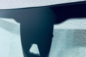 Предно стъкло AUDI Q5 2012-2016 АКУСТИКА+КАМЕРА+СЕНЗОР-2 на ниска цена