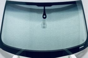 Предно стъкло AUDI Q5 2012- АКУСТИКА+СЕНЗОР на ниска цена