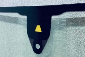 Предно стъкло AUDI Q7 2014- АКУСТИКА+КАМЕРА СЕНЗОР+СОЛАР+HUD+ОГРЯВАНЕ-2 на ниска цена