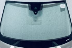 Предно стъкло AUDI Q8 2018- АКУСТИКА+КАМЕРА+СЕНЗОР на ниска цена