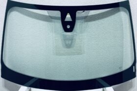 Предно стъкло BMW 2 F44 2019 - АКУСТИКА + КАМЕРА + СЕНЗОР + HUD на ниска цена