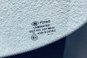 Предно стъкло BMW 3 F30 F31 2012- СЕНЗОР ЗА ДЪЖД/ЗАЗОР-3 на ниска цена