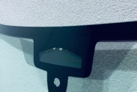 Предно стъкло BMW 3 G20 2018- АКУСТИКА+КАМЕРА+СЕНЗОР+HUD НАМАЛЕНИЕ-2 на ниска цена